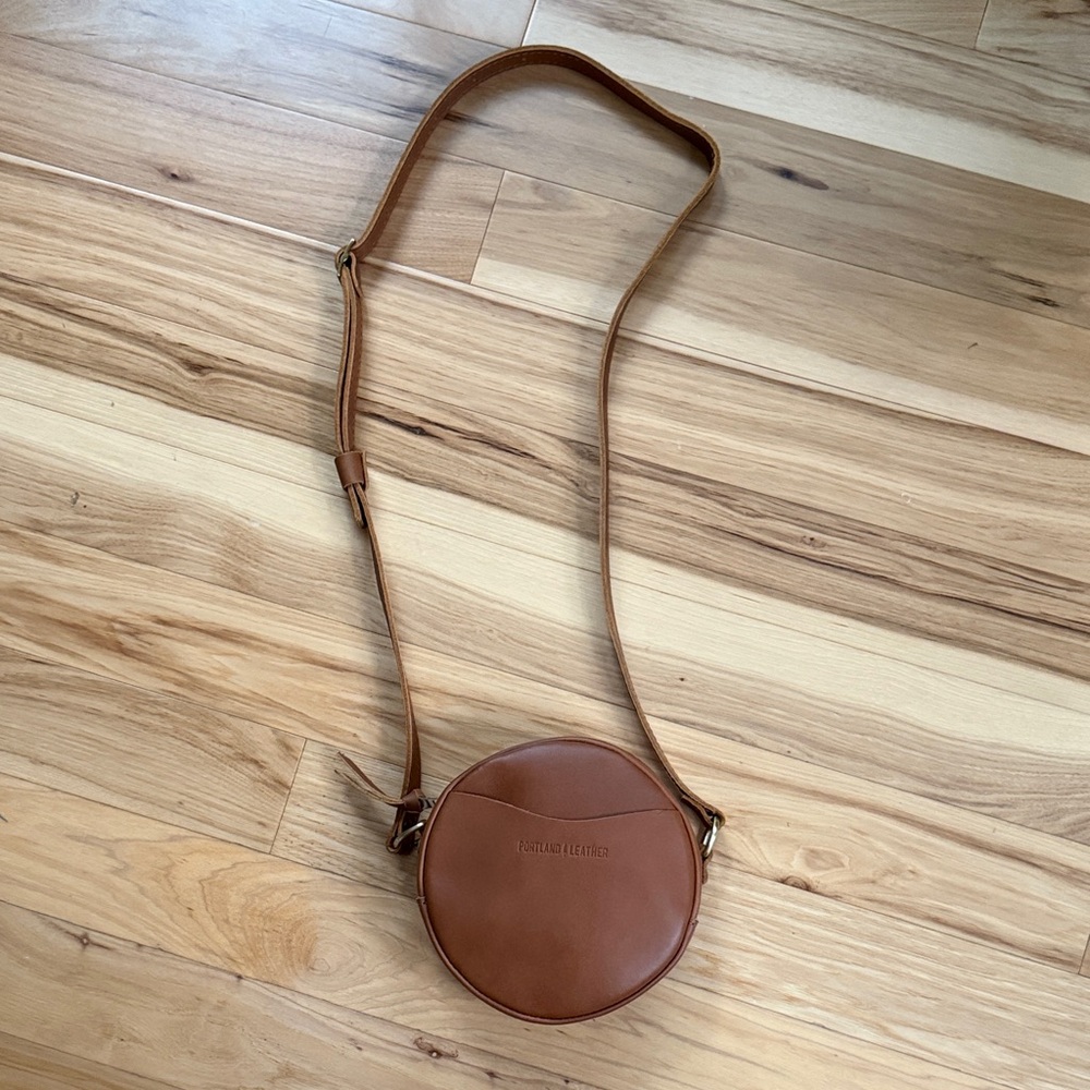 Portland Leather Round Brown Crossbody Bag